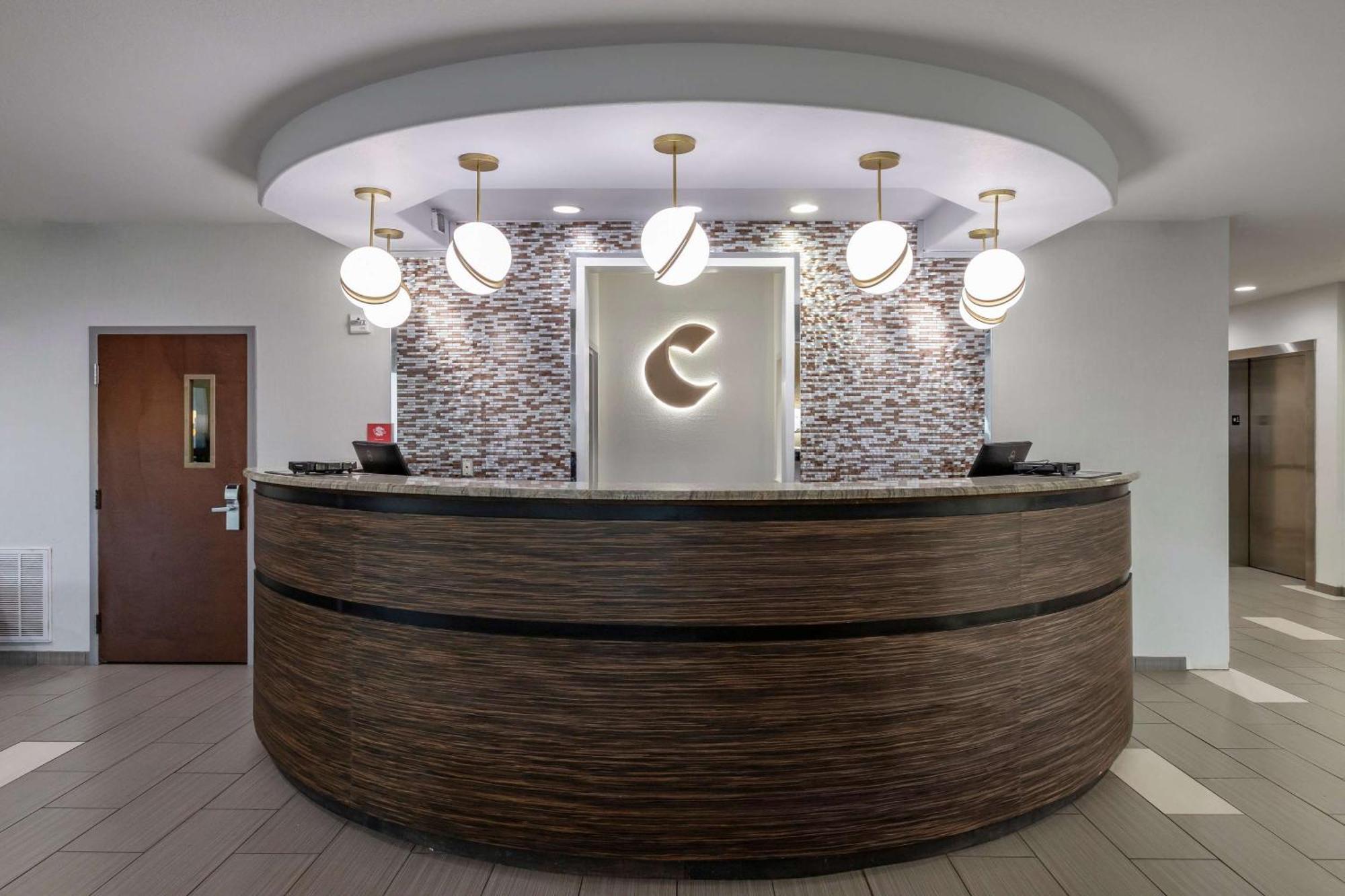 Comfort Suites נאצ'יטוצ'ס מראה חיצוני תמונה