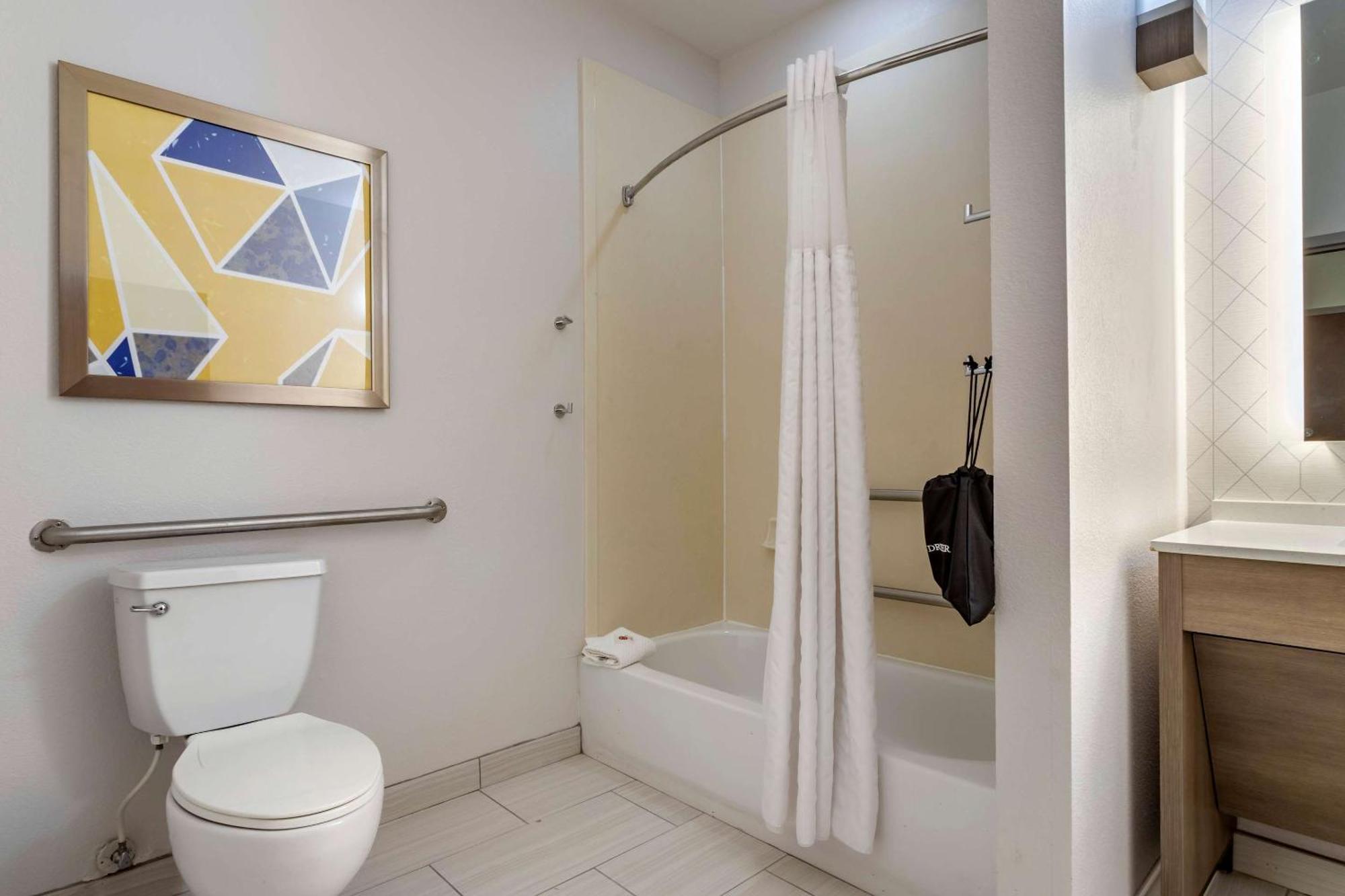 Comfort Suites נאצ'יטוצ'ס מראה חיצוני תמונה