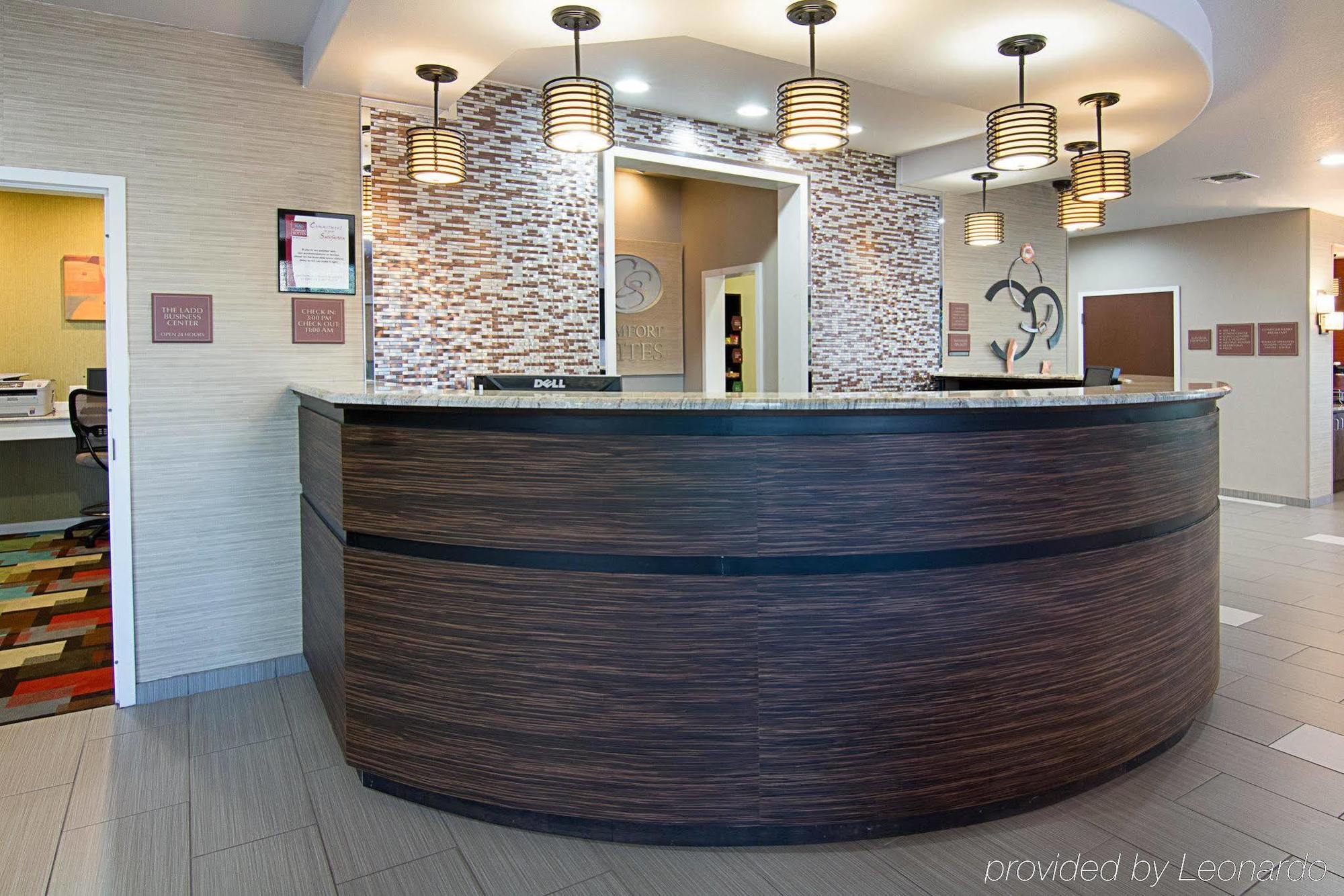 Comfort Suites נאצ'יטוצ'ס מראה חיצוני תמונה