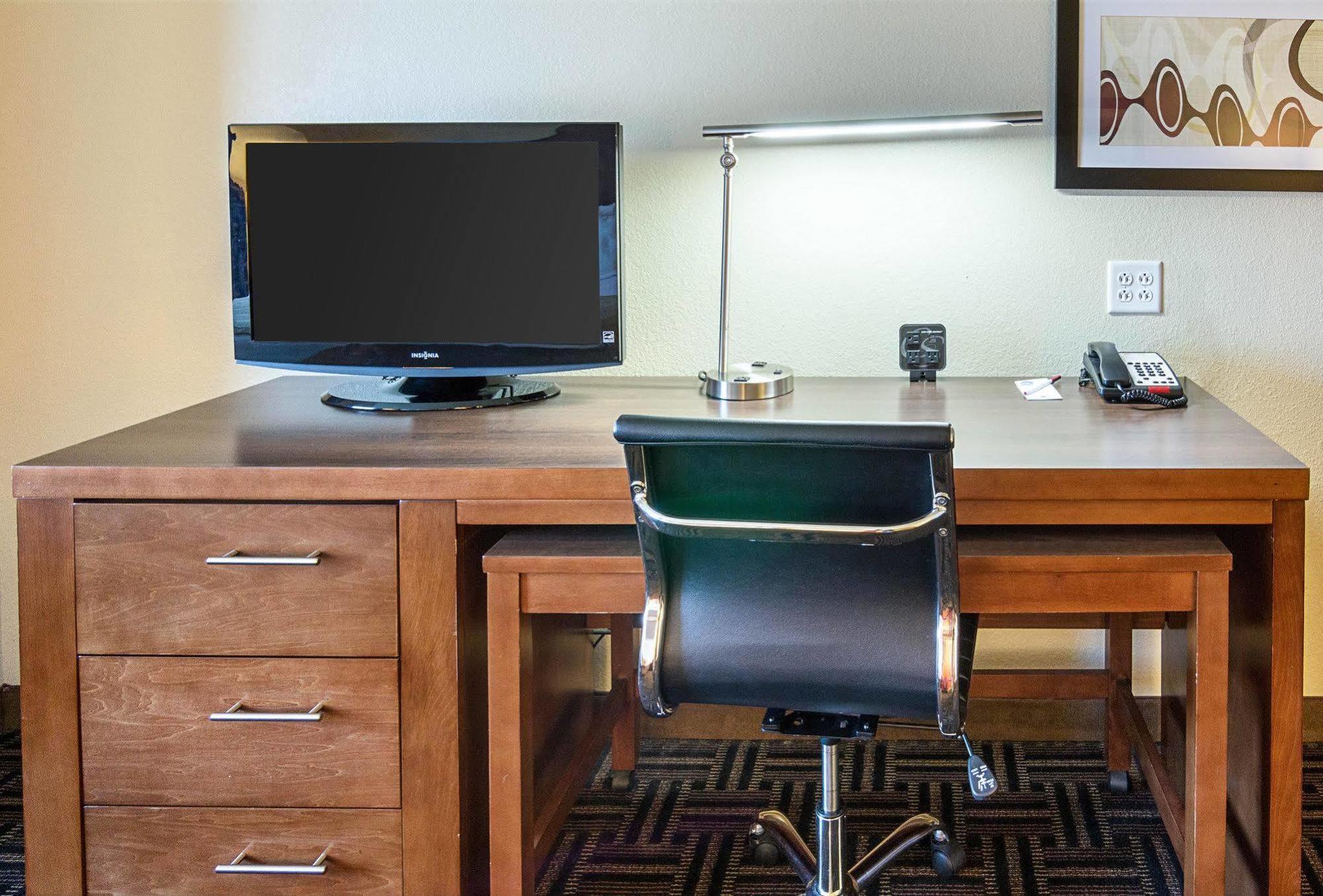 Comfort Suites נאצ'יטוצ'ס מראה חיצוני תמונה